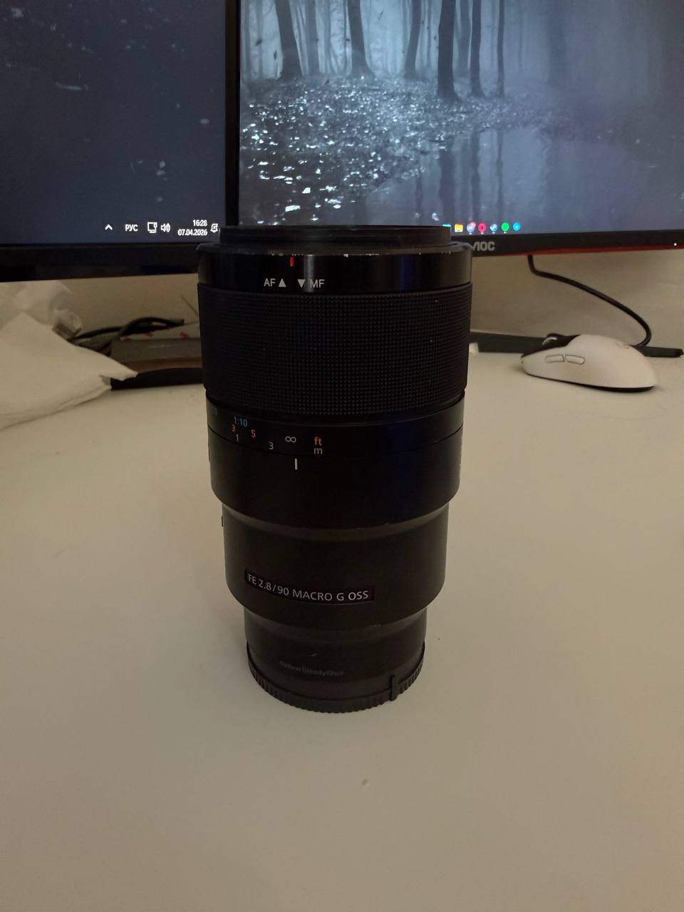 Sony 90mm 2.8 macro