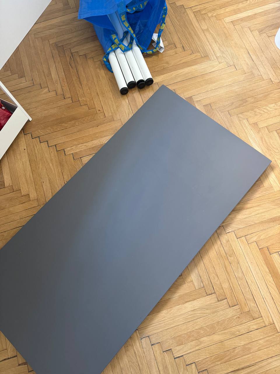 IKEStoл
