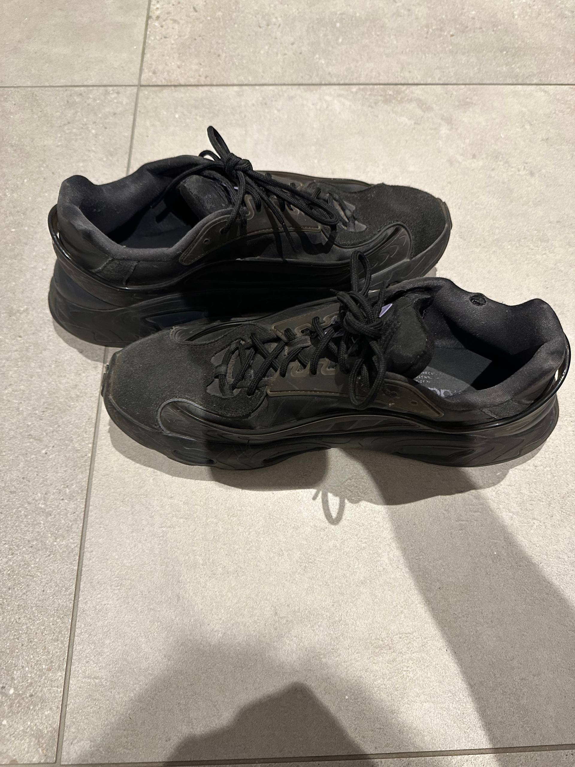 Adidas Oznova photo 4