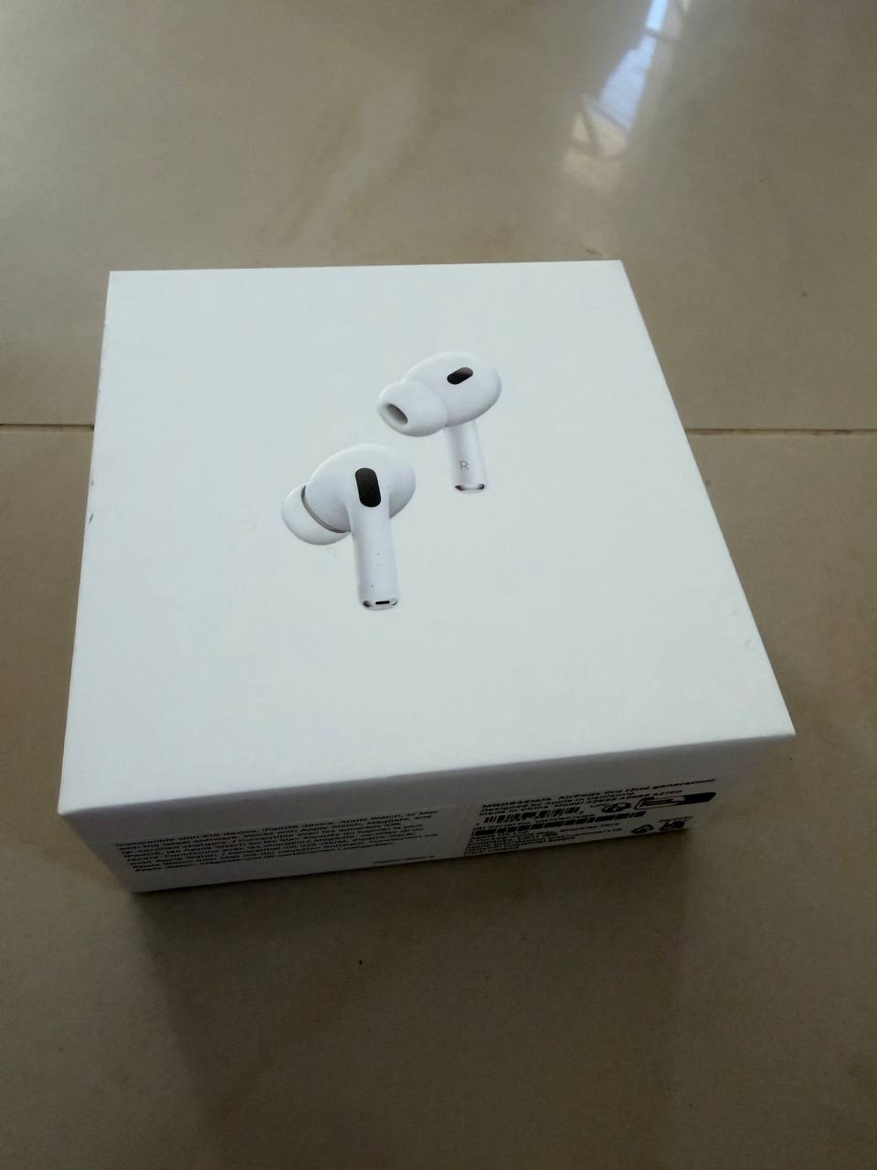 AirPods 2 Pro photo 2