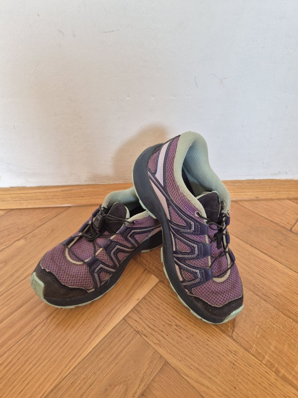 Sneakers photo 6
