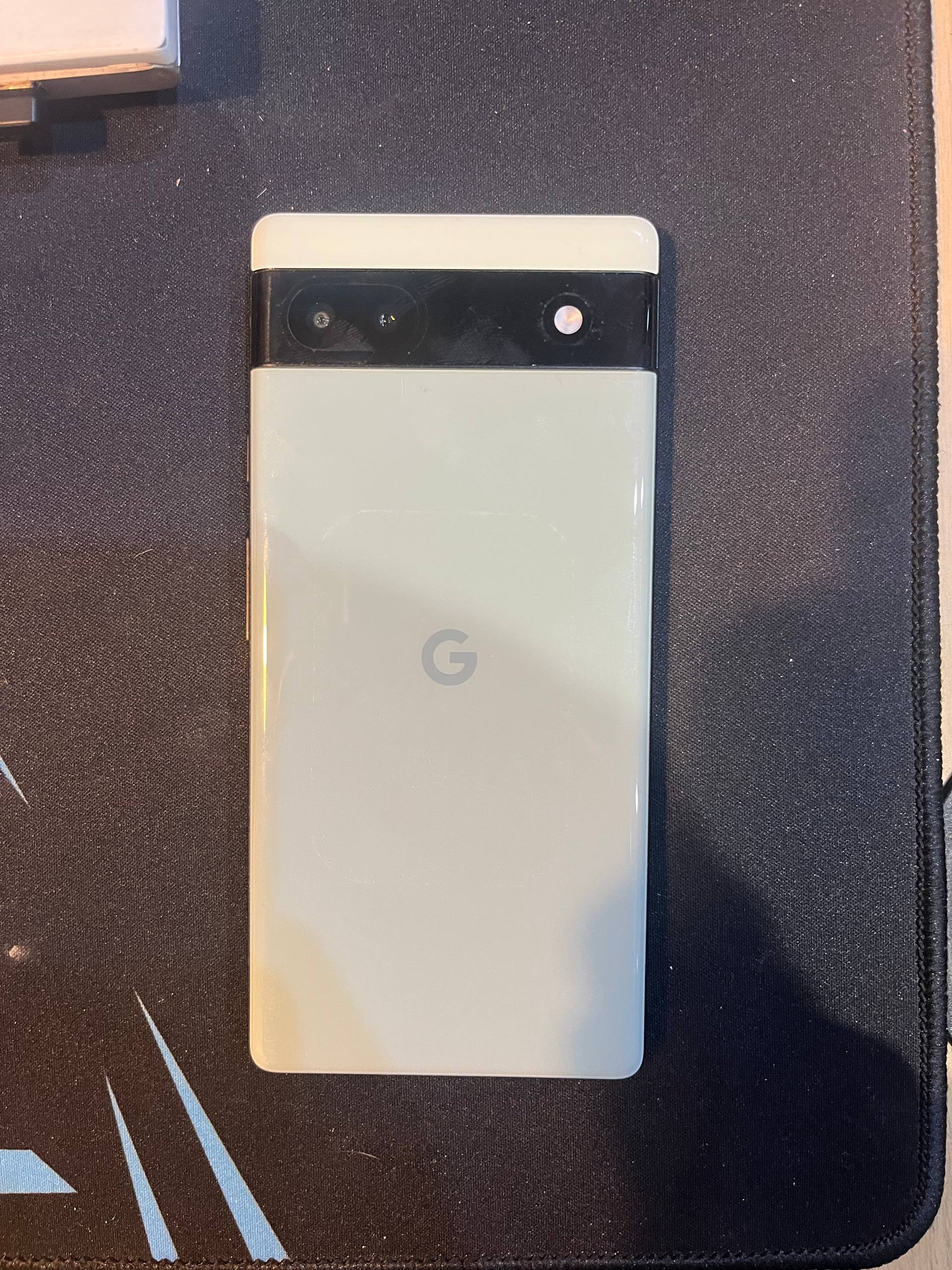 Google Pixel 6A photo 2