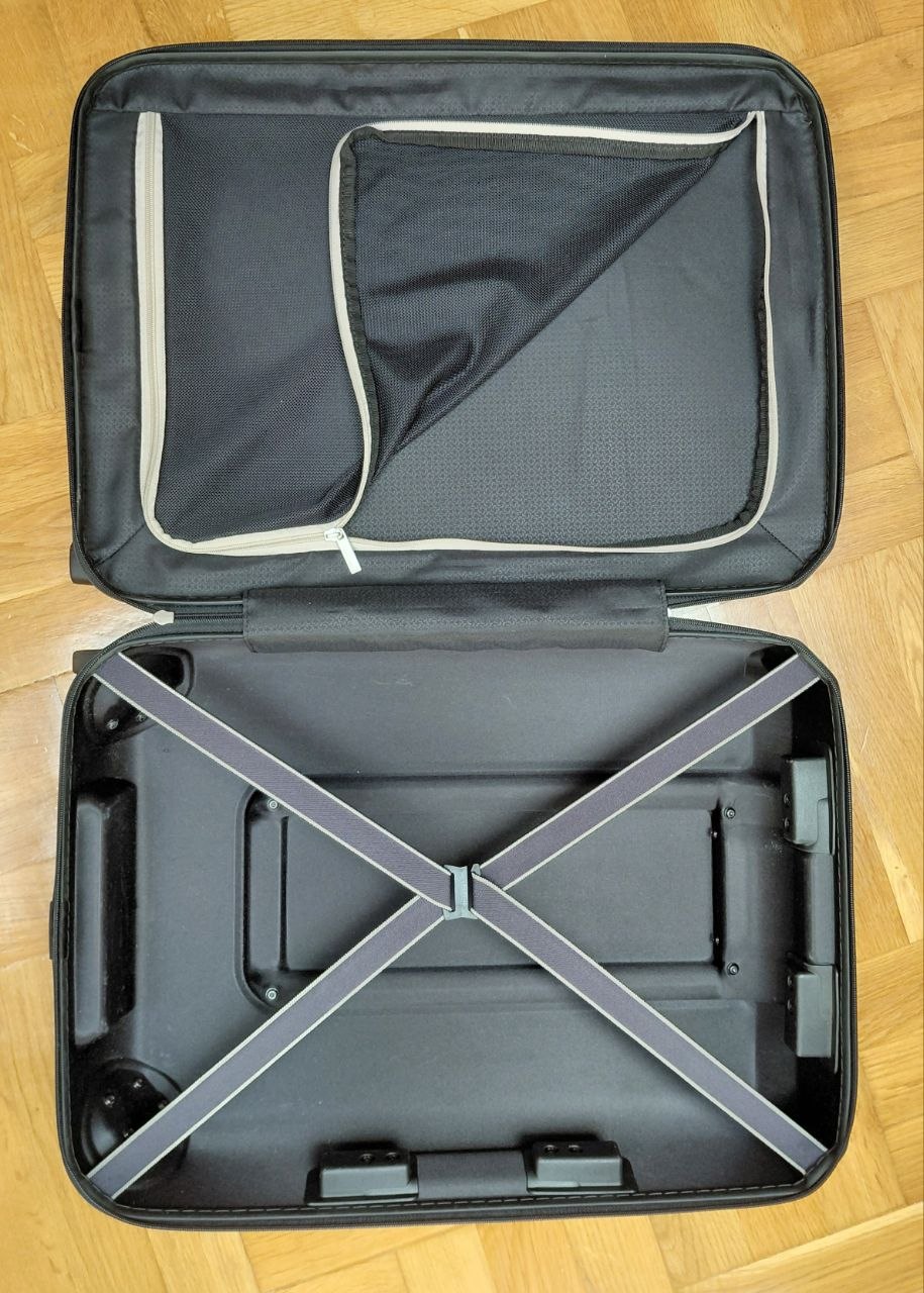 Samsonite suitcase photo 5
