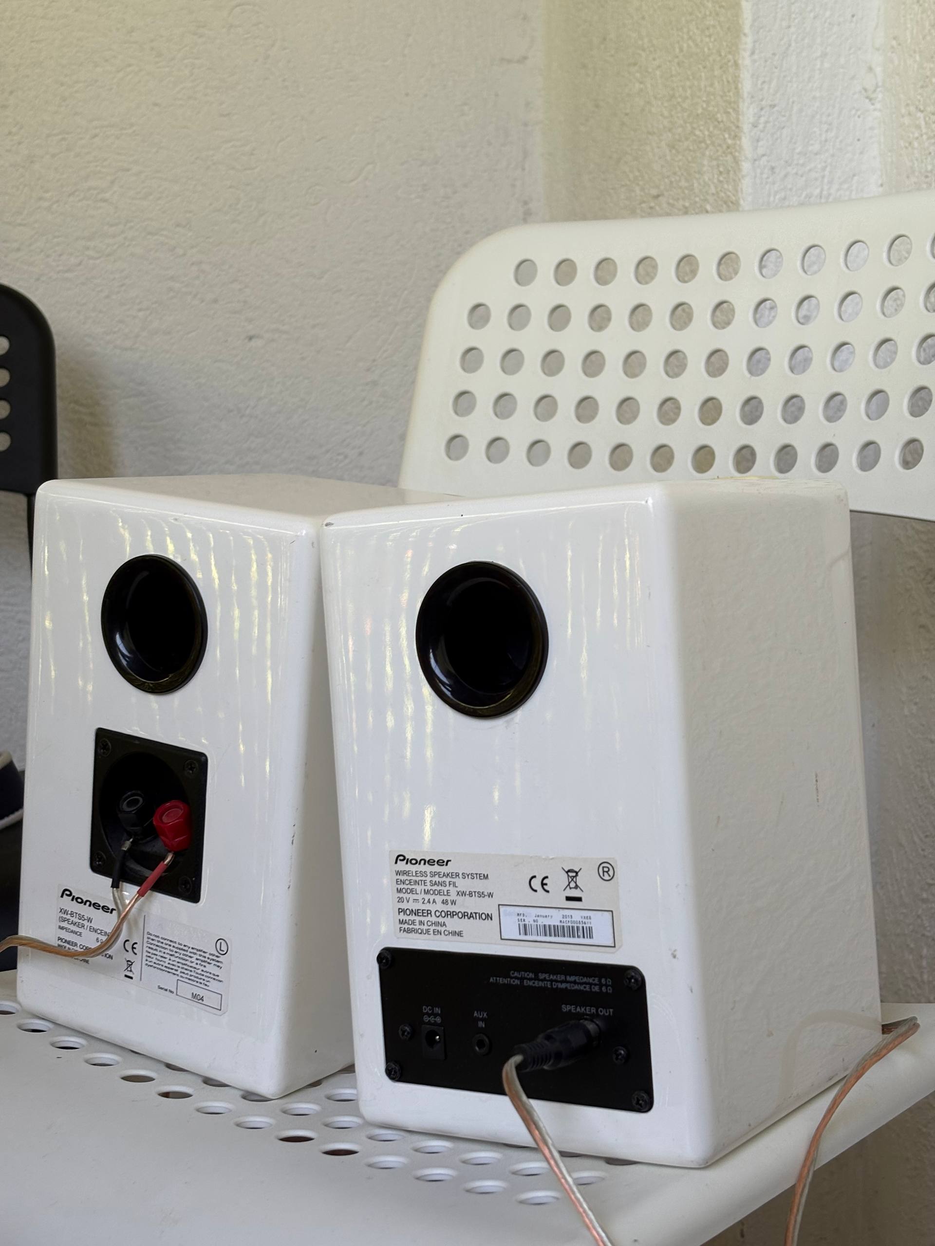 Колонки Pioneer XW-BTS5-w