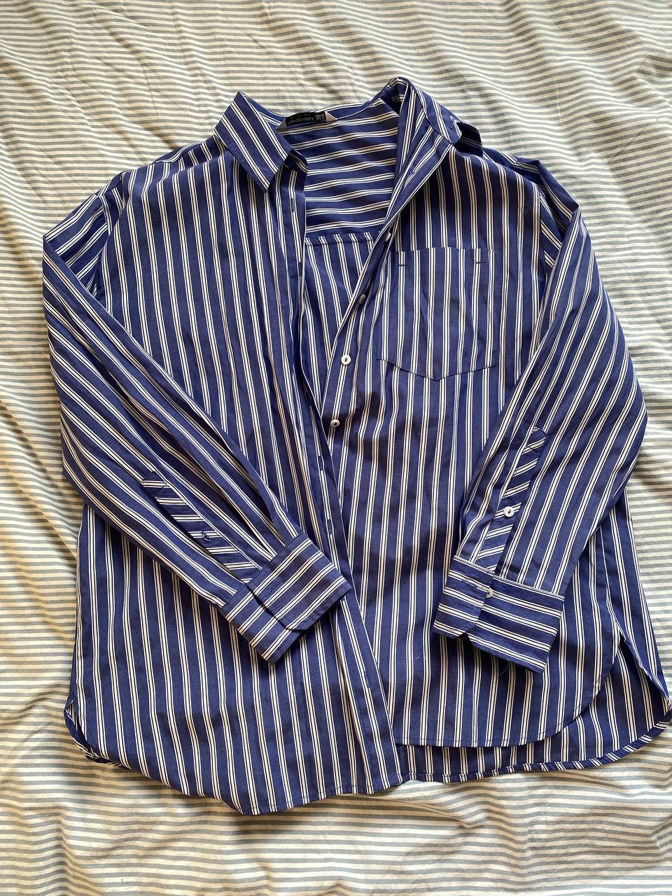 Striped suit photo 5