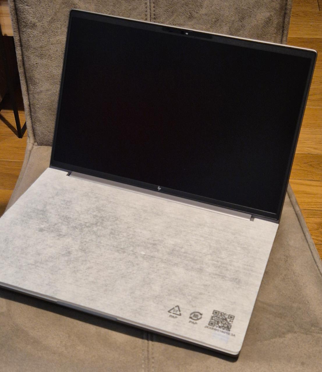 HP Zbook X G1i 16 U5 235H / RTX 500pro Blackwell photo 2