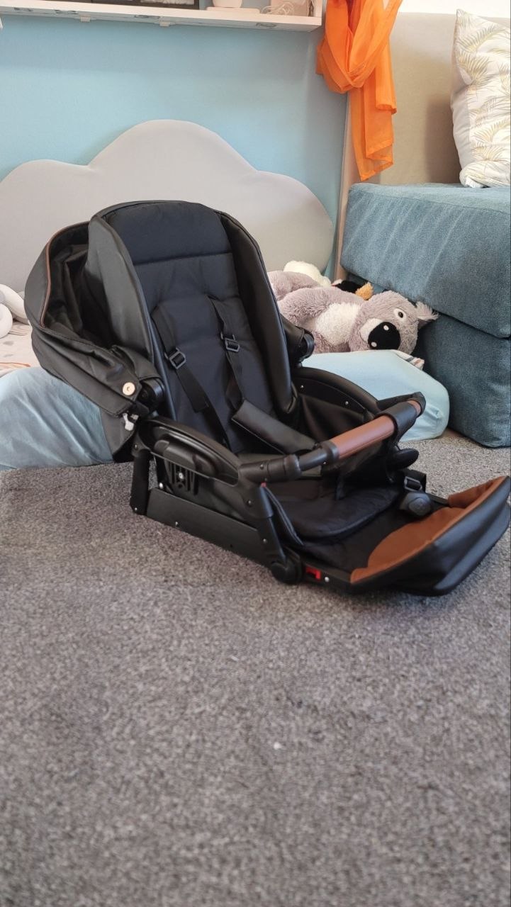 Children's stroller photo 3