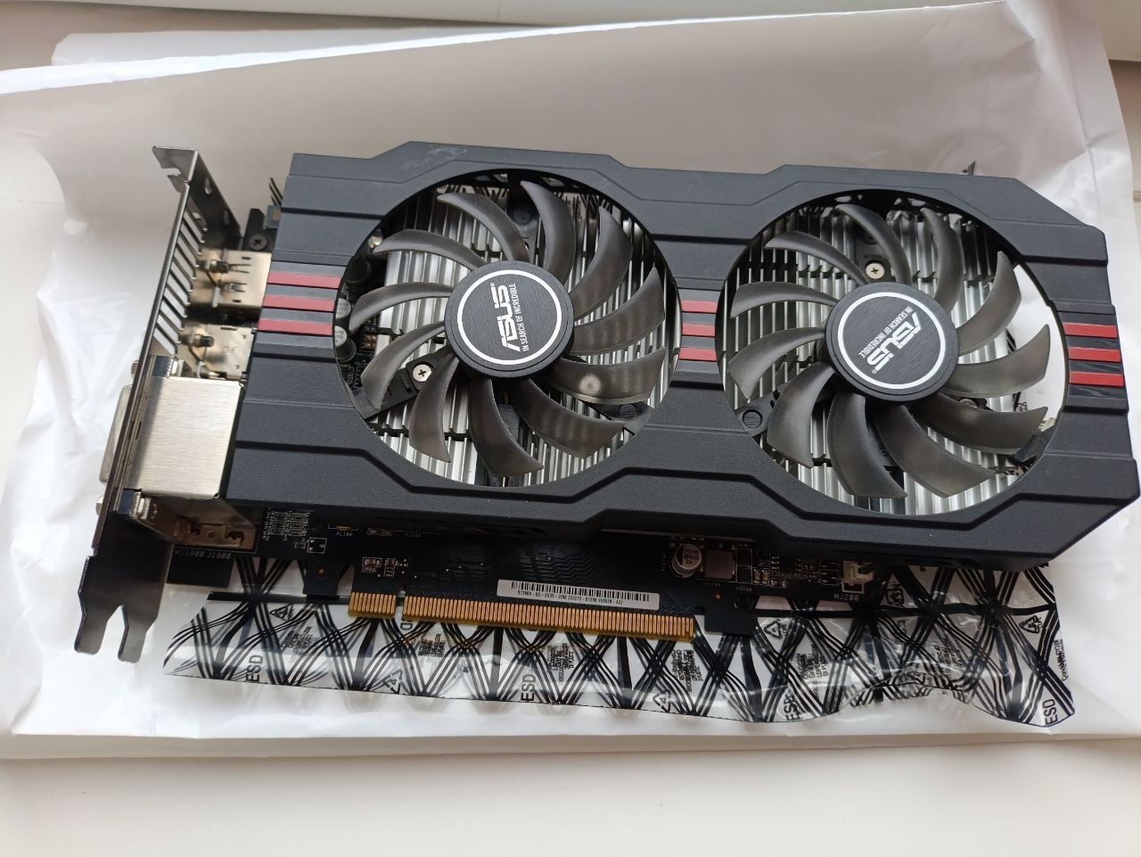 Grafička kartica Asus AMD Radeon R7 260x