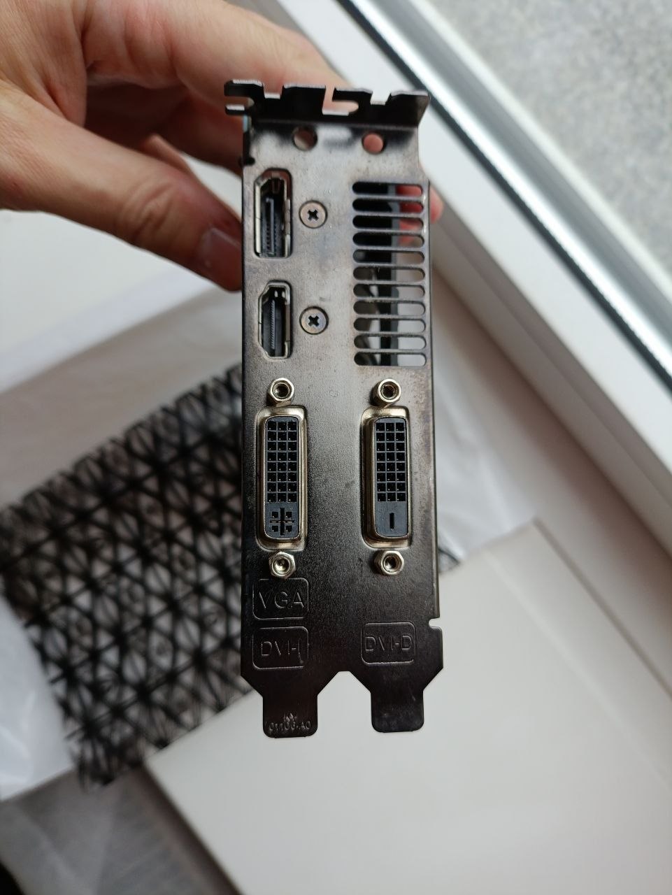 Grafička kartica Asus AMD Radeon R7 260x photo 3