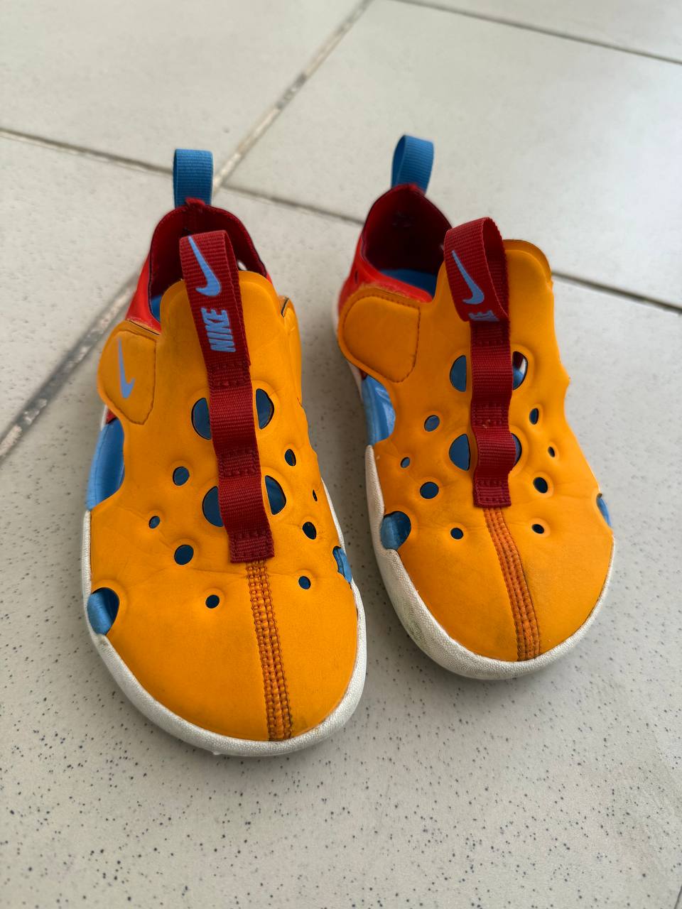 Children's sandals