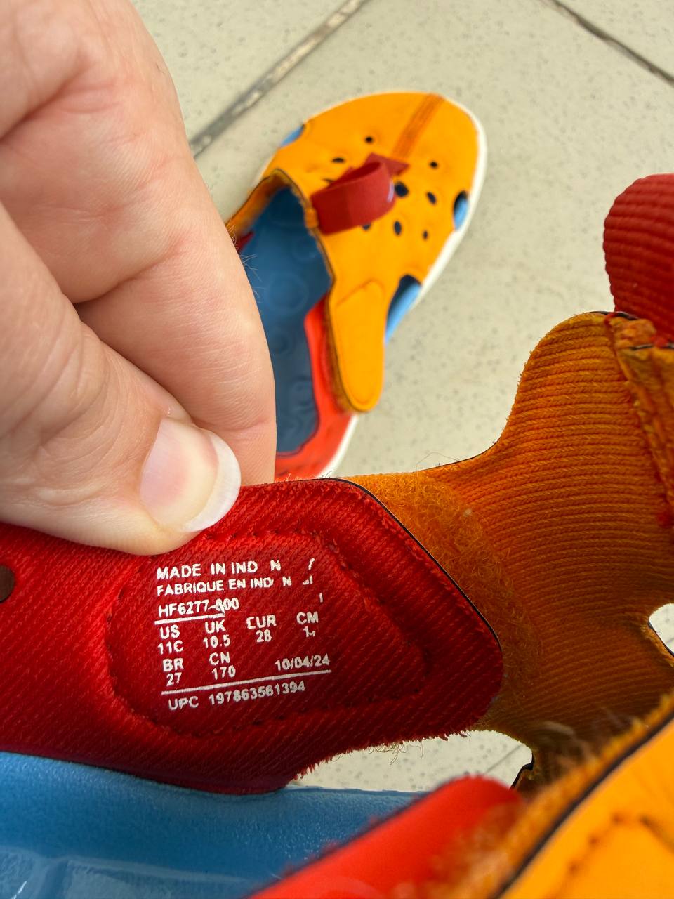 Children's sandals photo 2