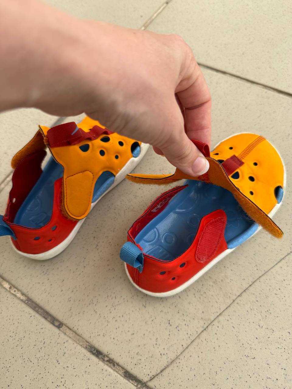 Children's sandals photo 3