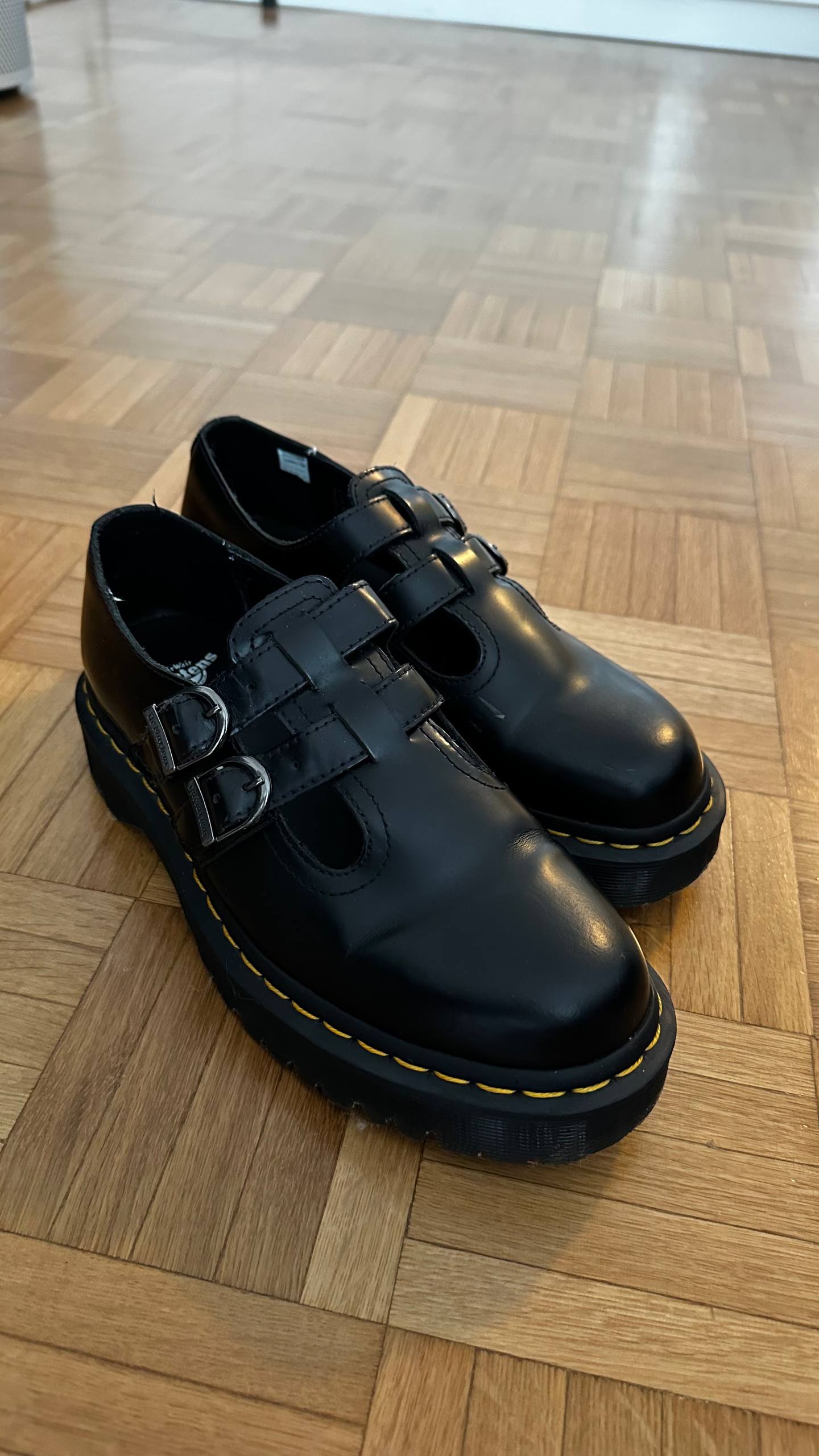 Dr. Martens Polley Mary Jane