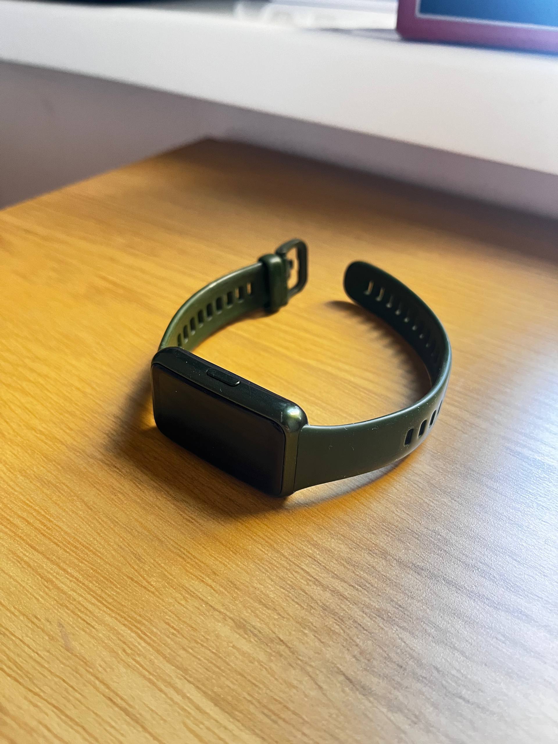 Умные часы Huawei band 7