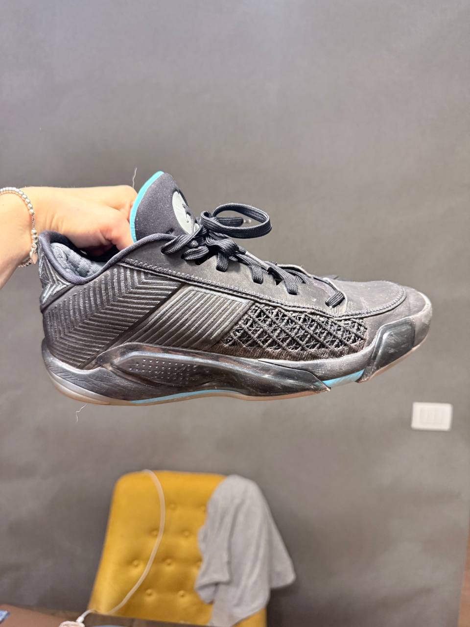 Air Jordan 38 Low Crni Gamma Plavi