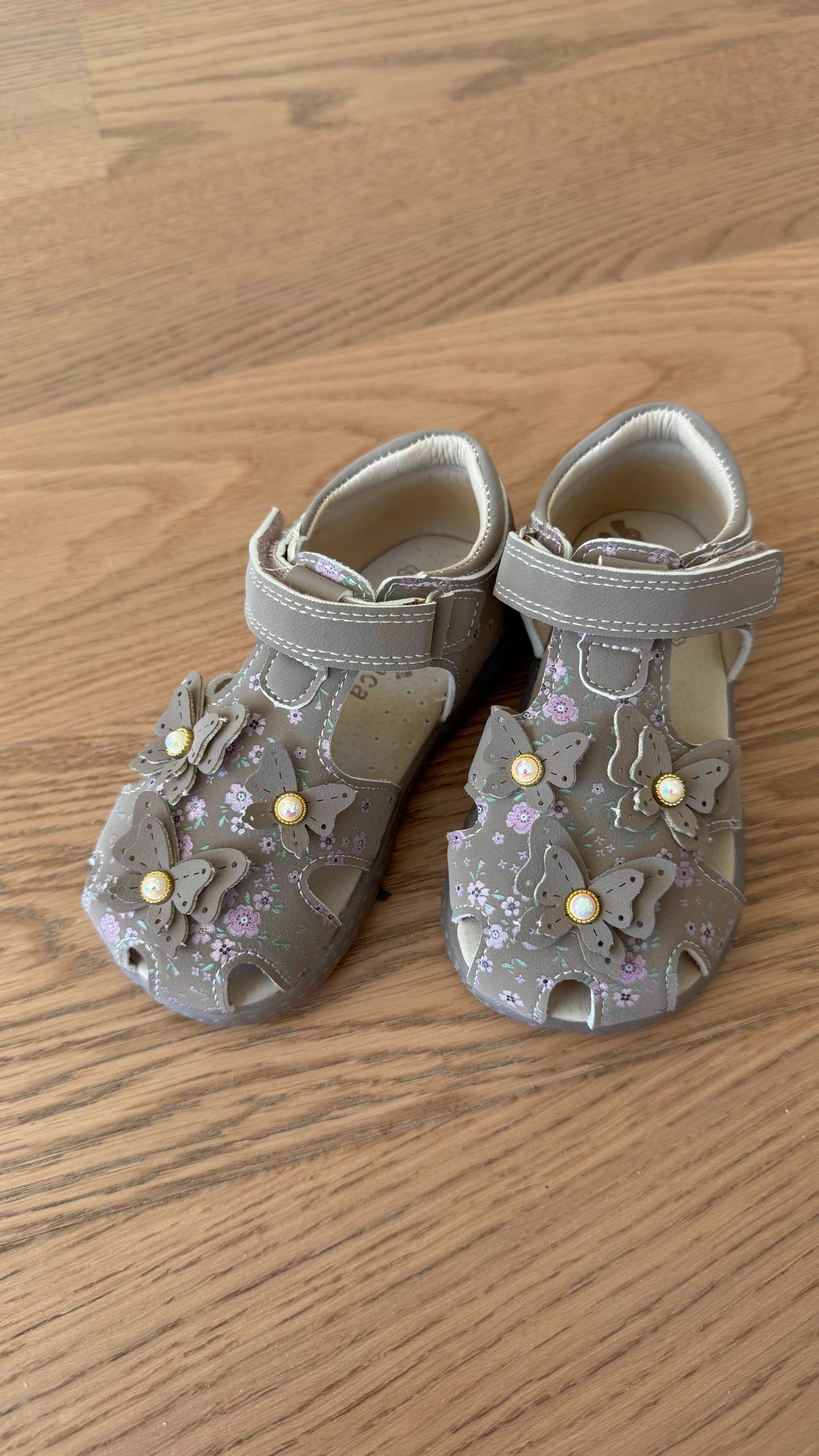 shoes photo 3