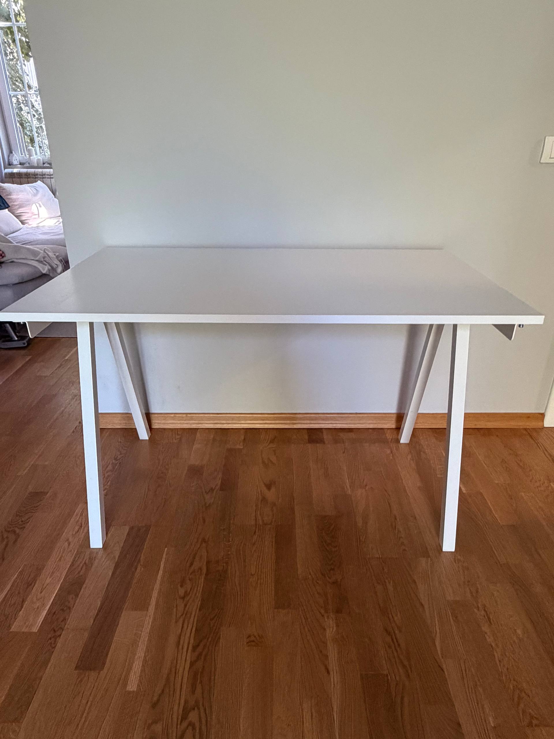 IKEA TROTTEN 120x70 Table