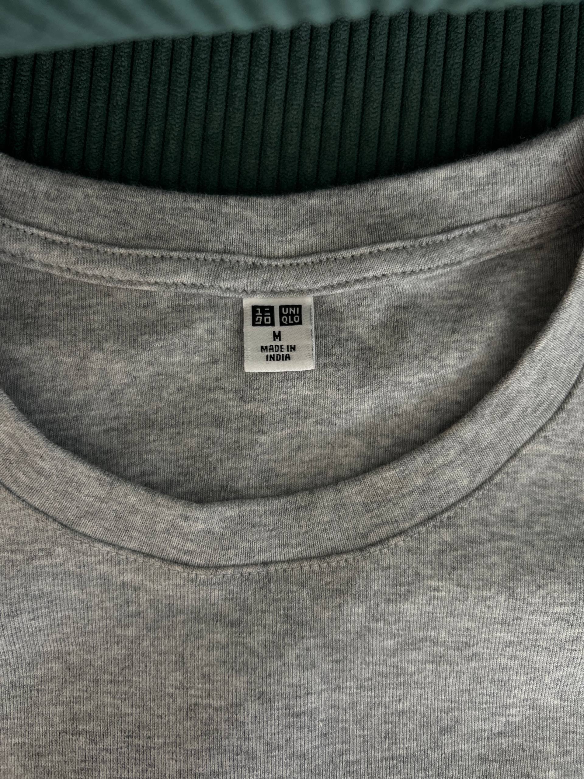 Укороченная серая футболка Uniqlo photo 3