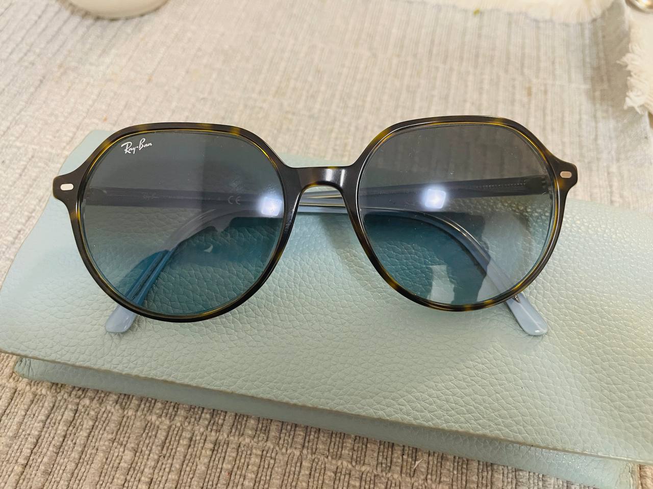 Ray-Ban RB2195 Thalia