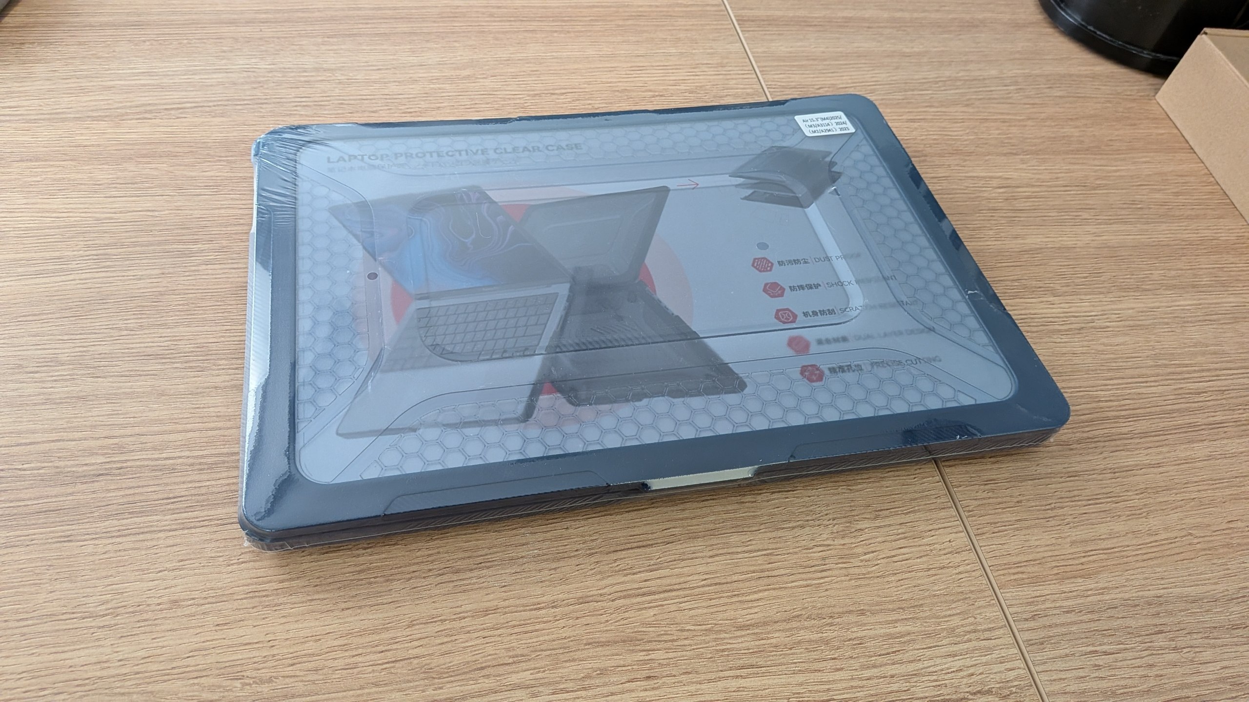 защитный чехол для MacBook Air 15.3