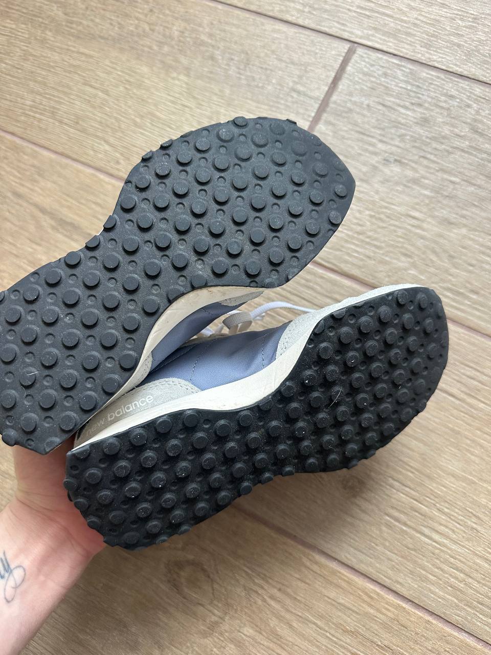 New Balance photo 3