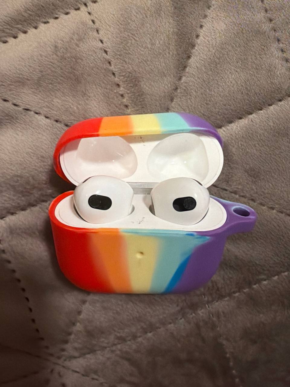 AirPods 3