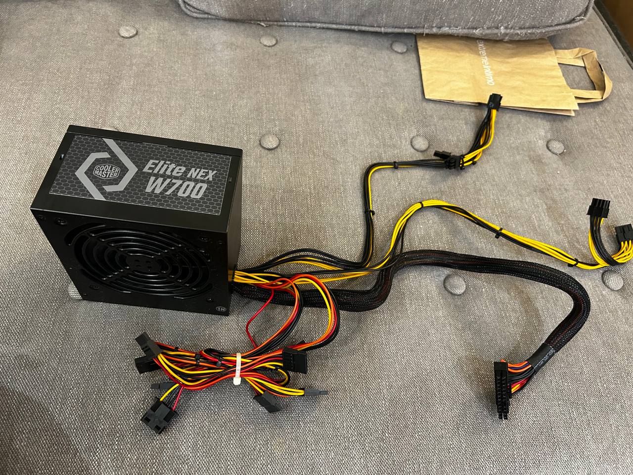 Blok napajanja Cooler Master Elite NEX W700 photo 3