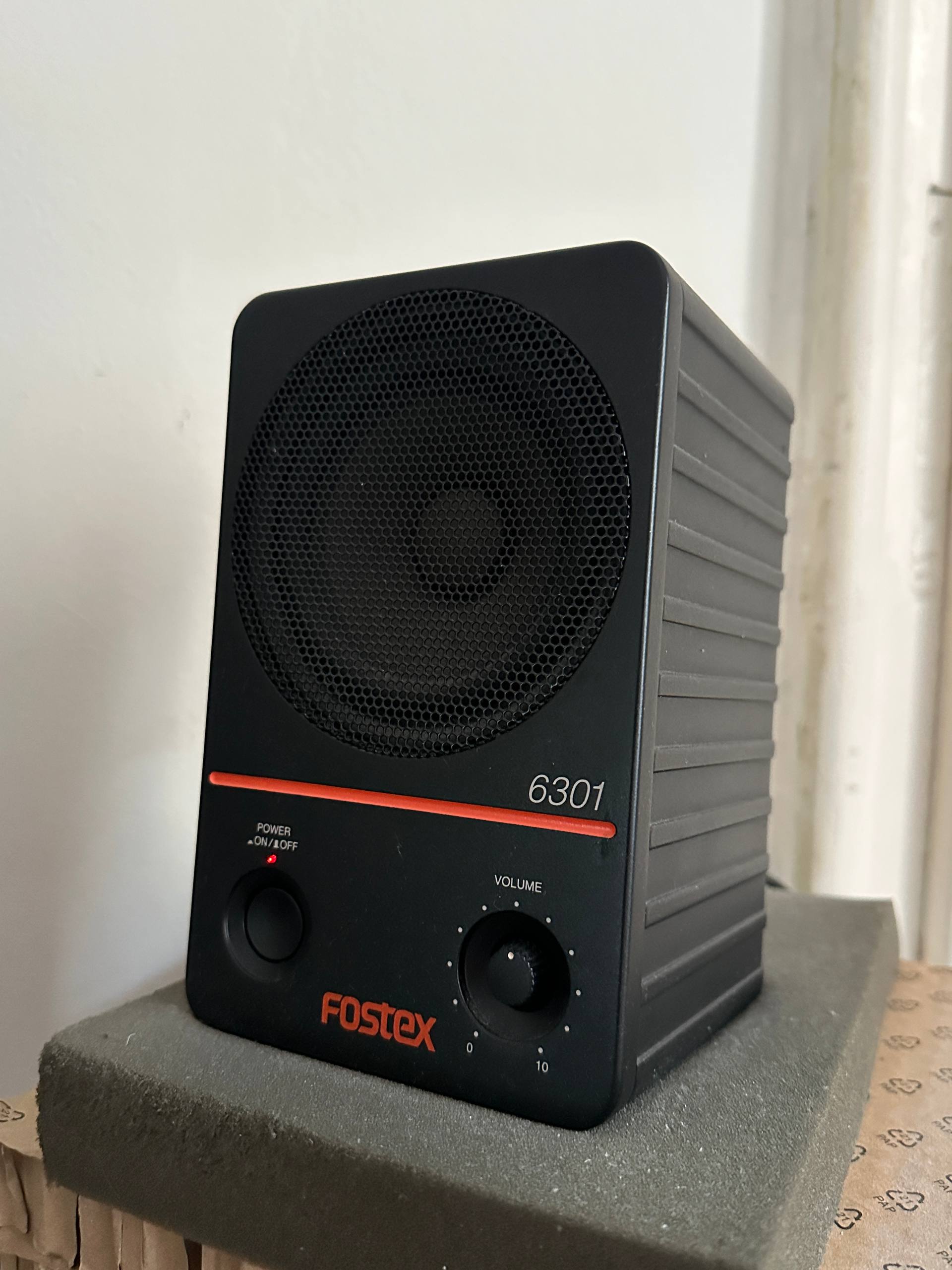 Fostex Monitori