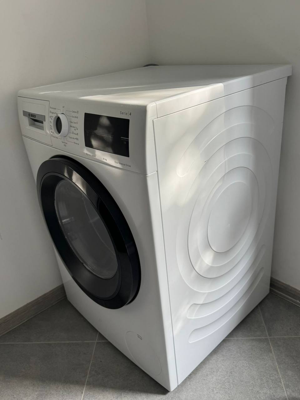 Bosch Serija 4 EcoSilence Drive mašina za pranje photo 2