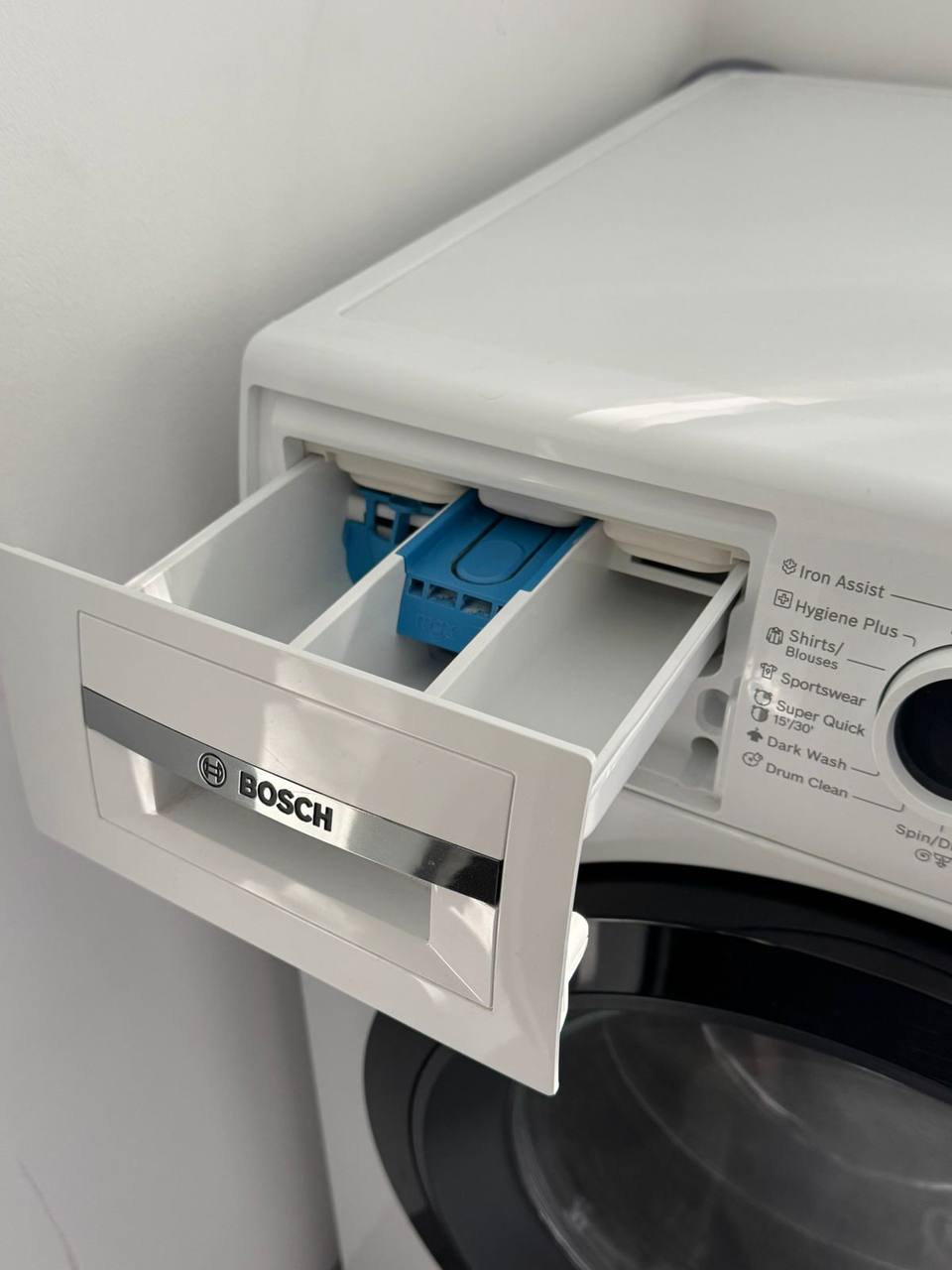 Bosch Serija 4 EcoSilence Drive mašina za pranje photo 5