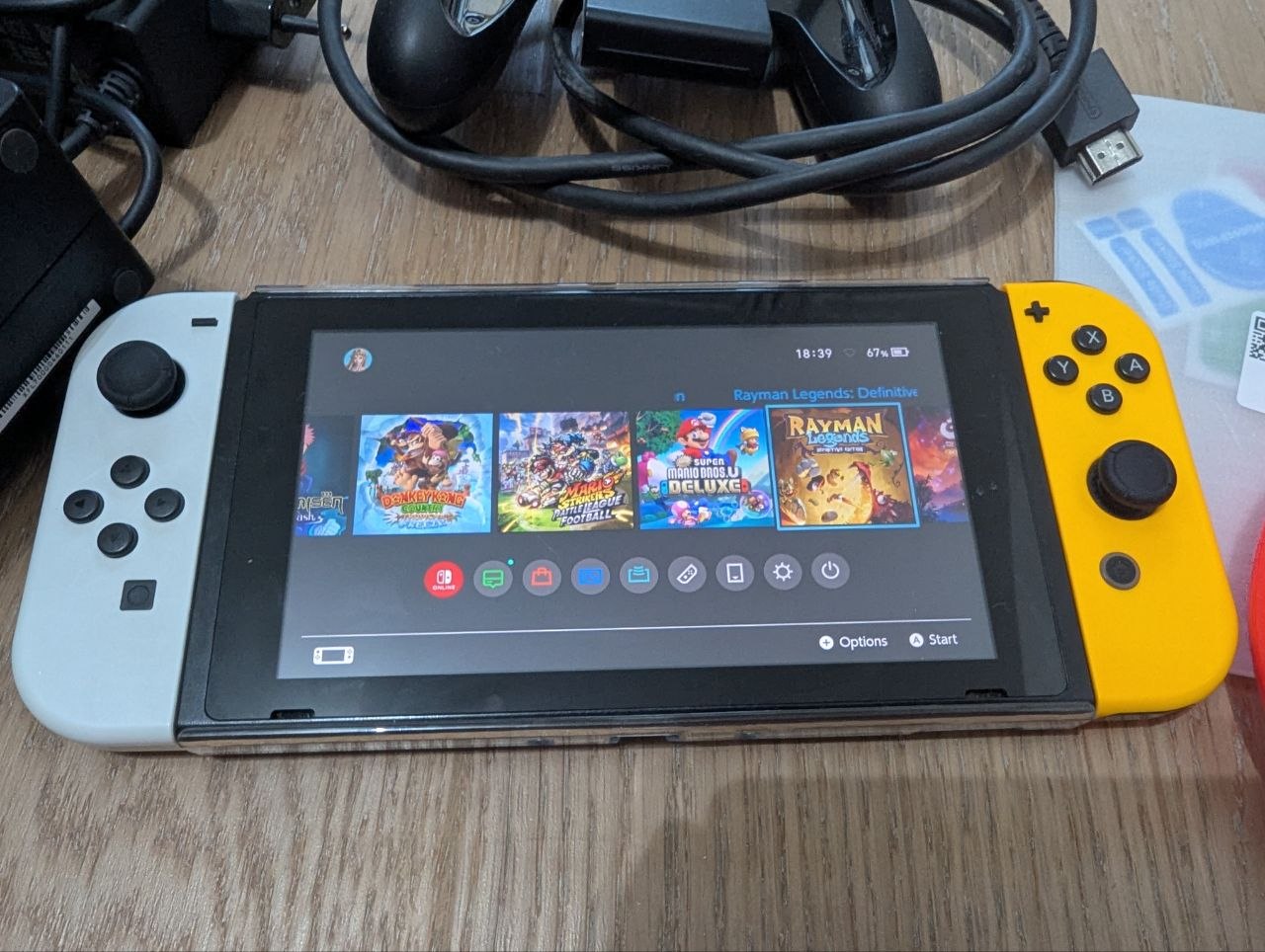 Nintendo Switch v2 photo 2