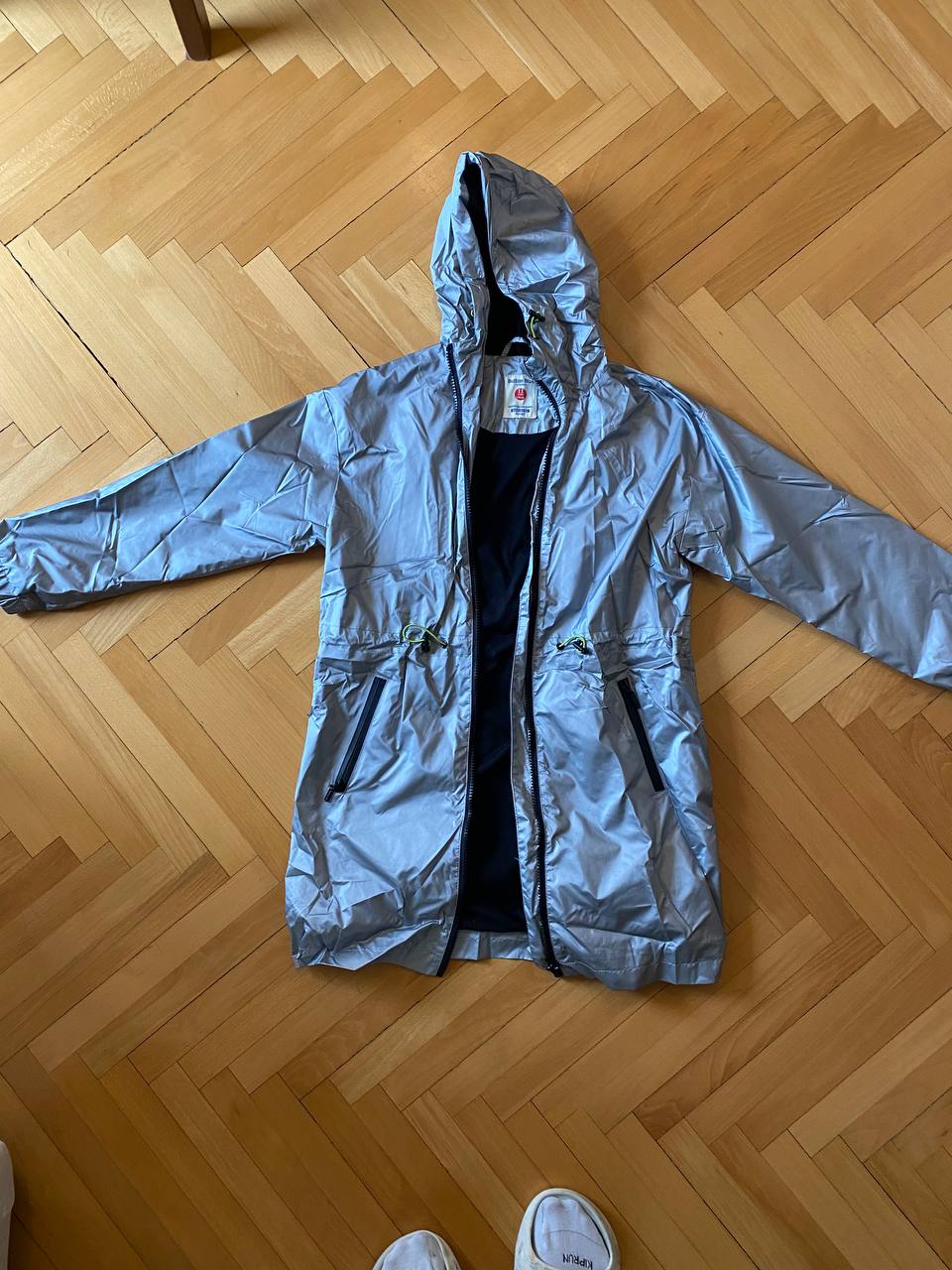 Cloak/Raincoat