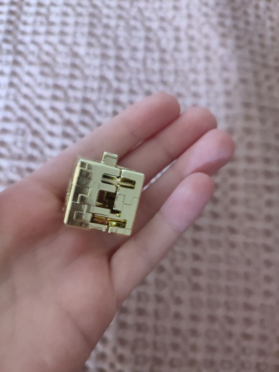 Minecraft Kinder Surprise Golden Block Figurine