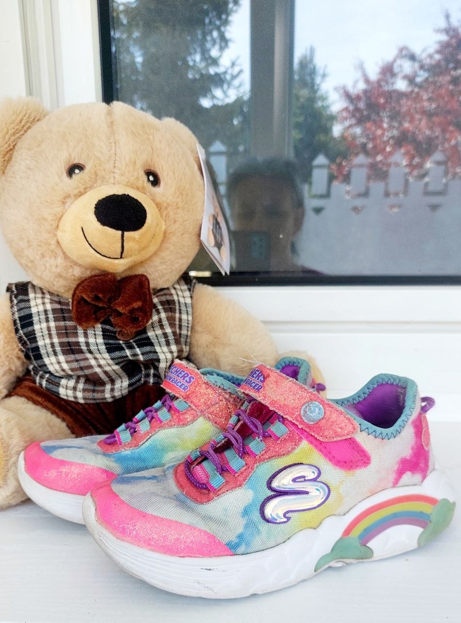 sneakers
