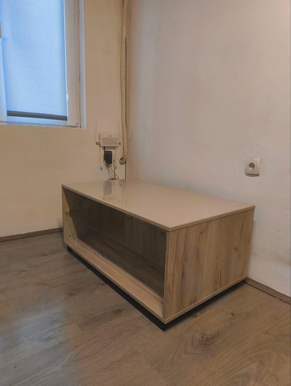 Coffee table photo 3