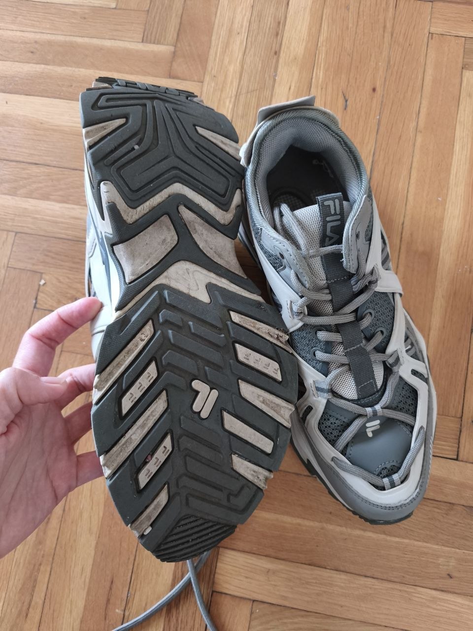 Women's FILA Trace Low Sneakers photo 2