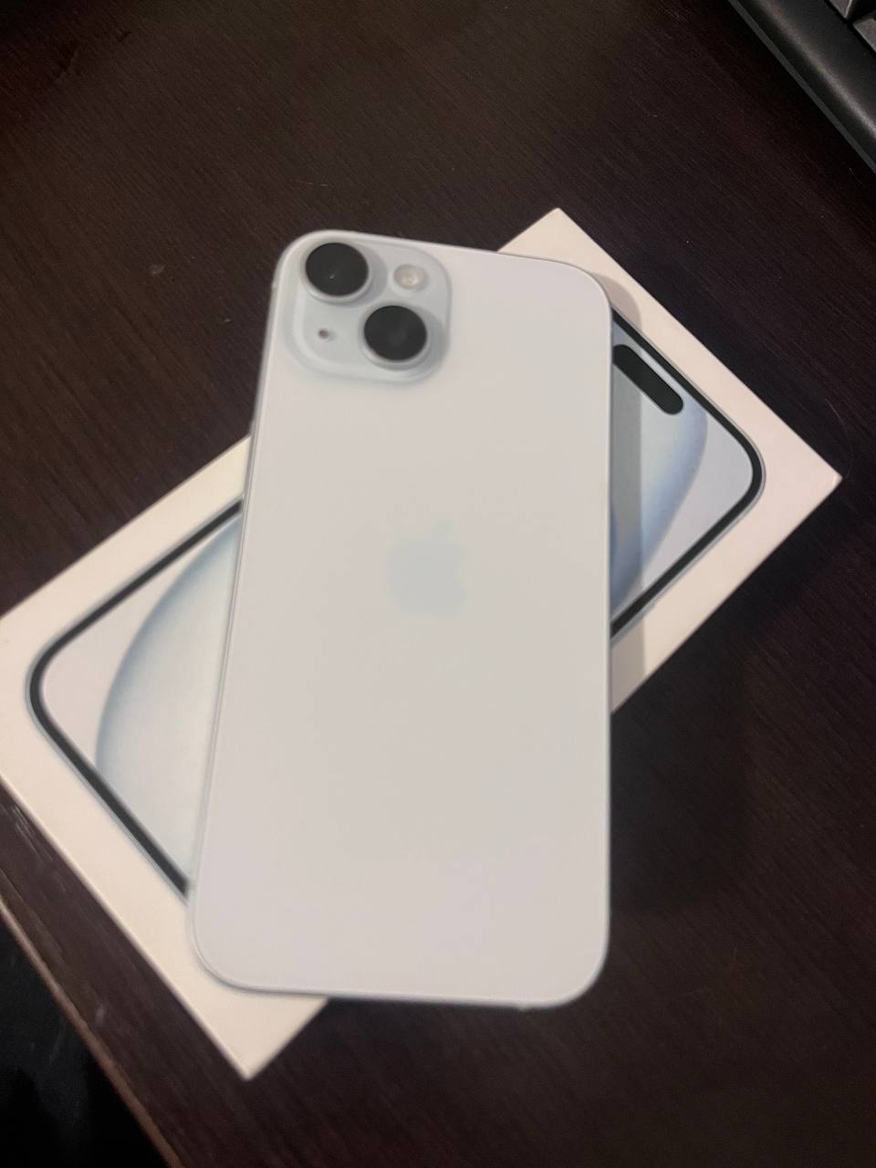 iPhone 15 Blue 128gb photo 2