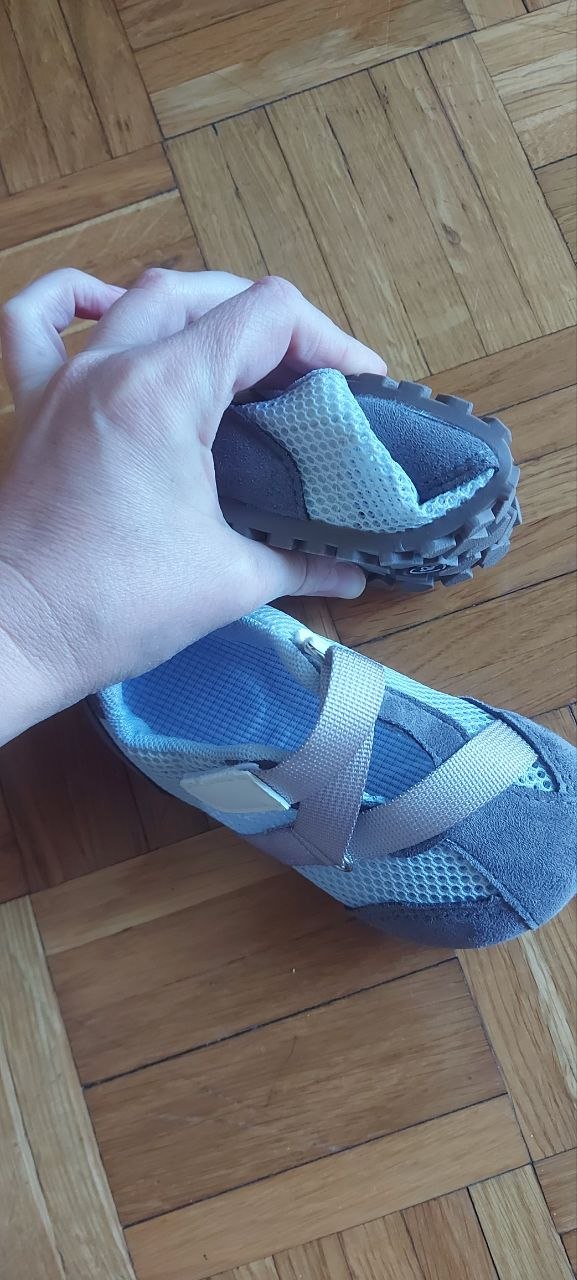 Shoes photo 2