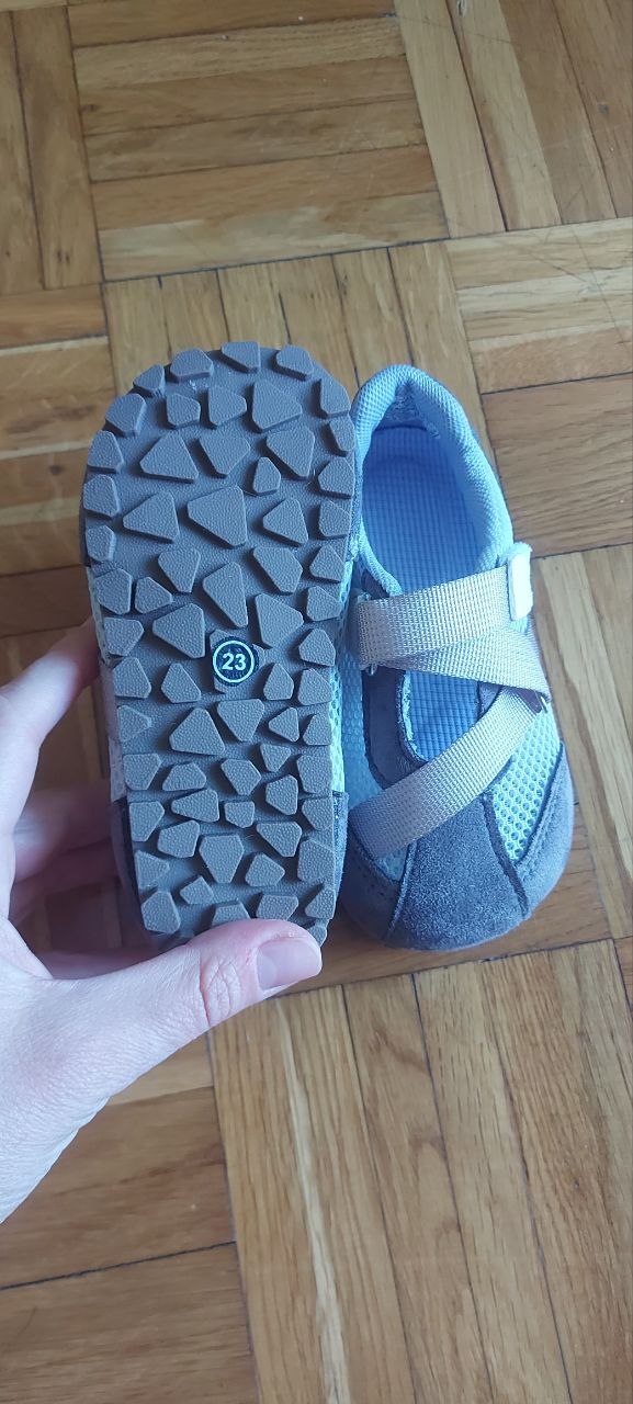 Shoes photo 3
