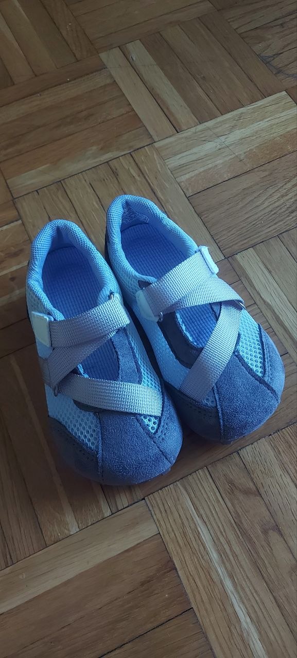 Shoes photo 4