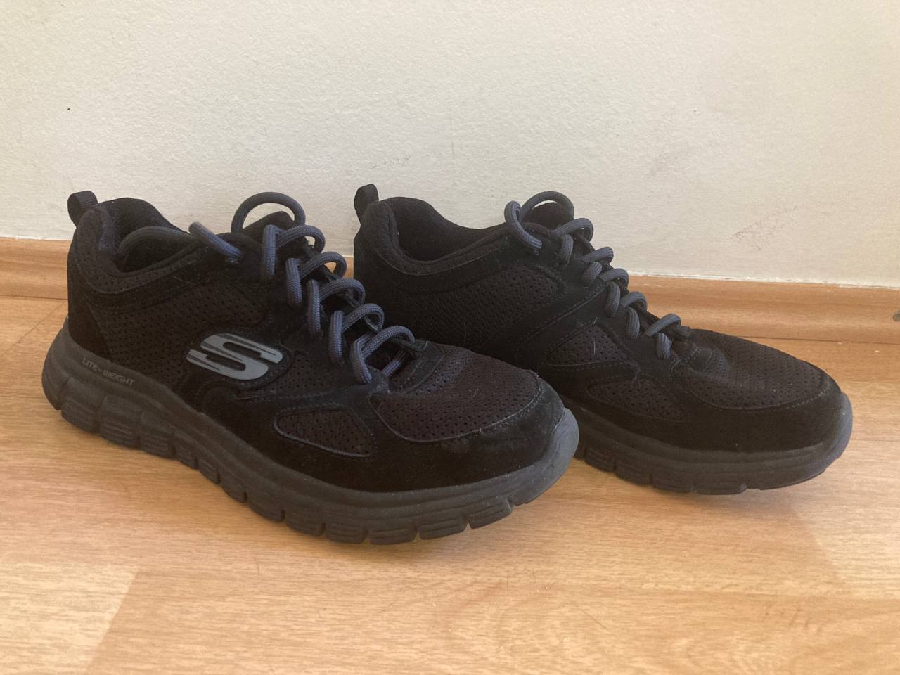 Sketchers Men's Sneakers photo 3