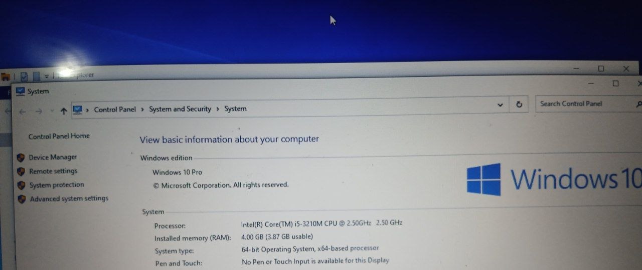 Lenovo laptop photo 3