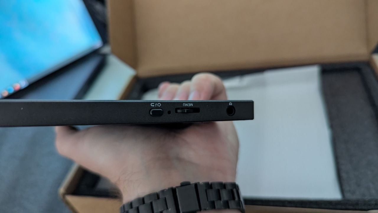 portable monitor photo 4