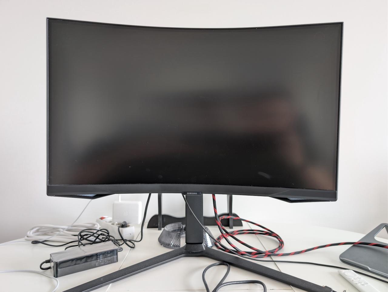 Samsung Odiseja G65B 27-inčni photo 2