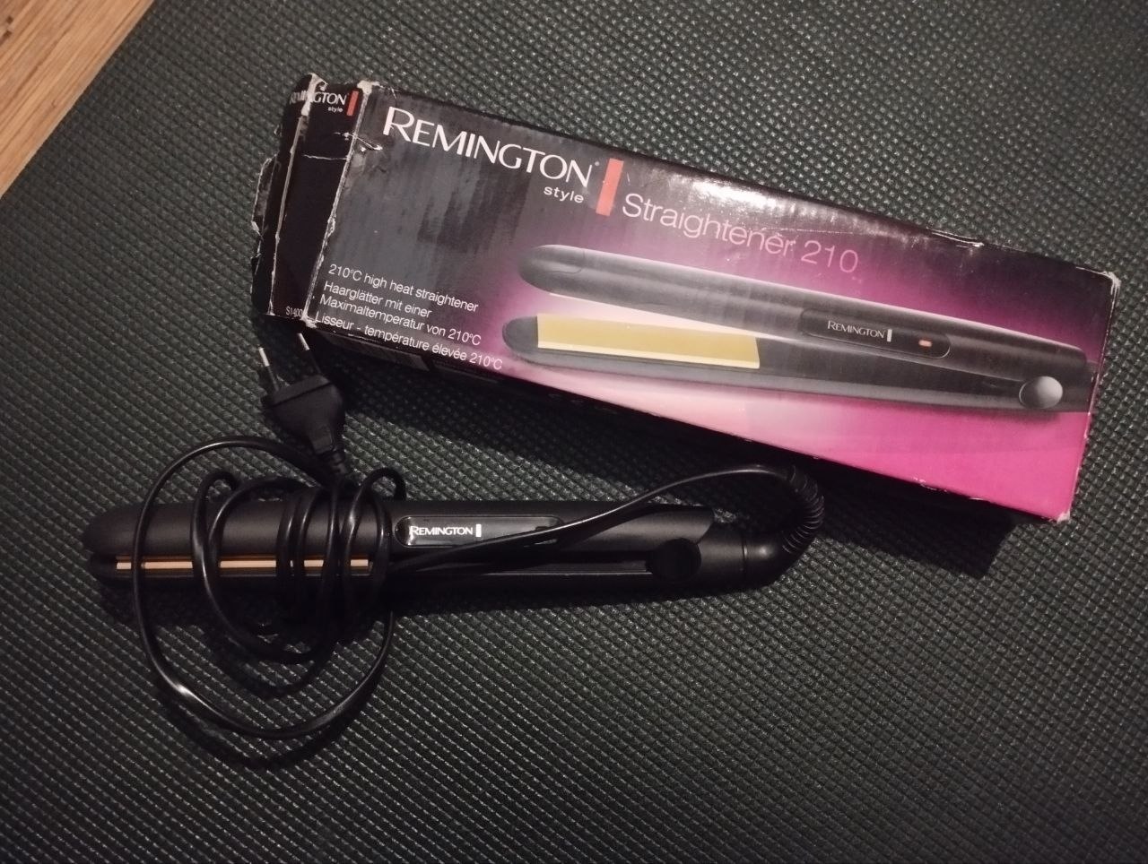 Remington hair straightener
