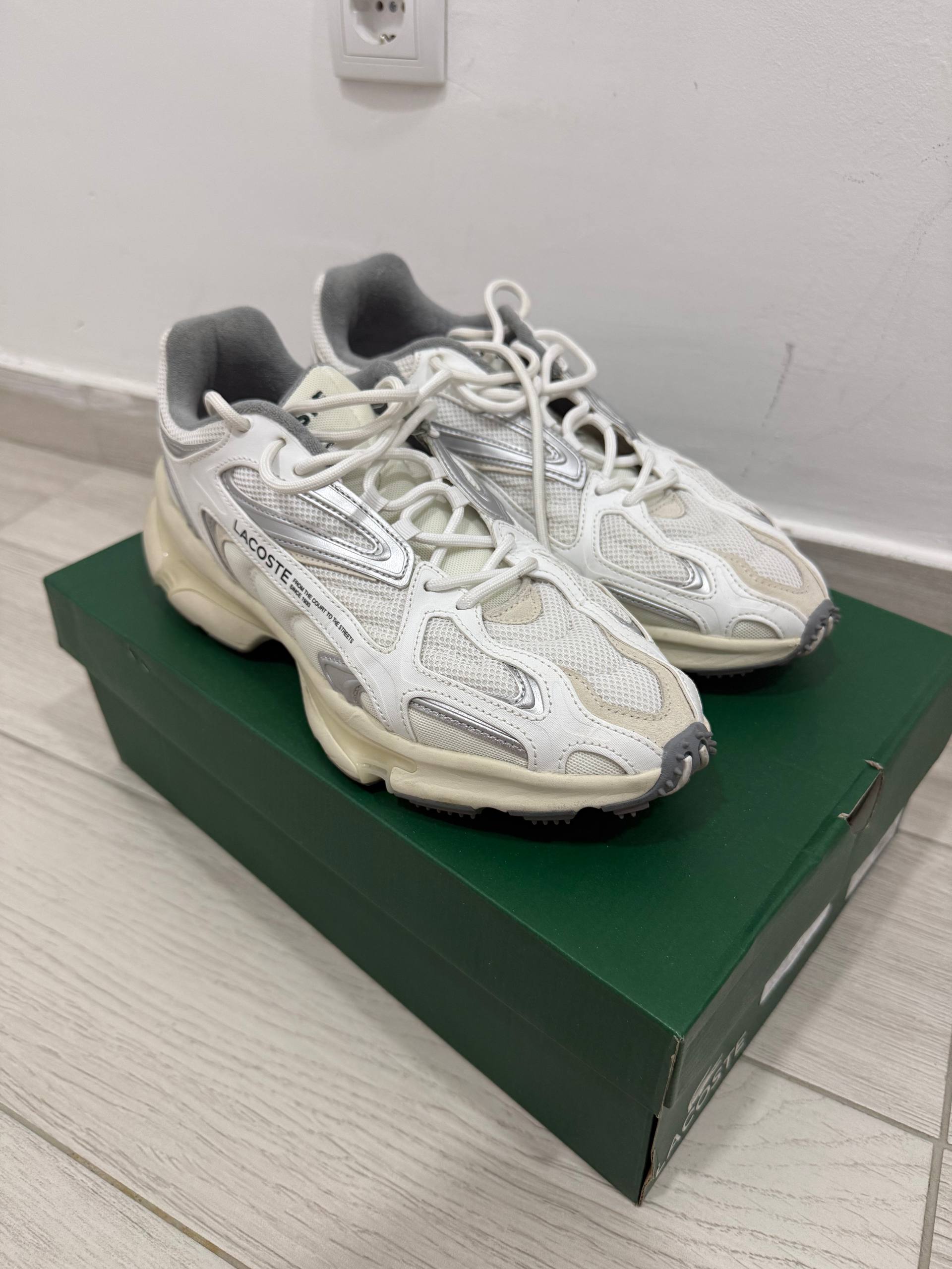 Lacoste sneakers