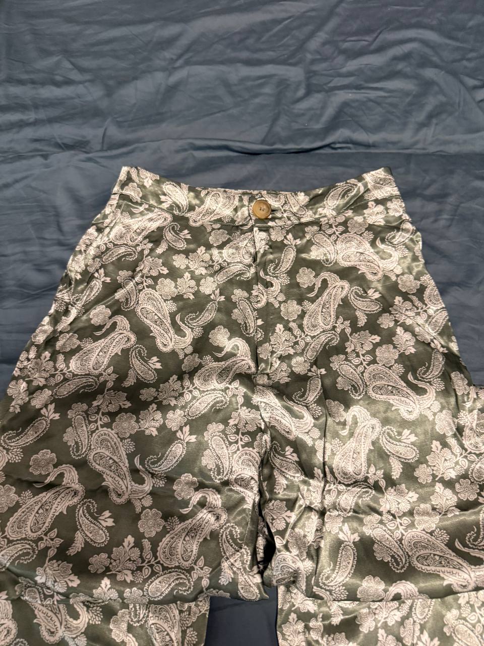 Ženski lagani pantalonski kostim Stradivarius