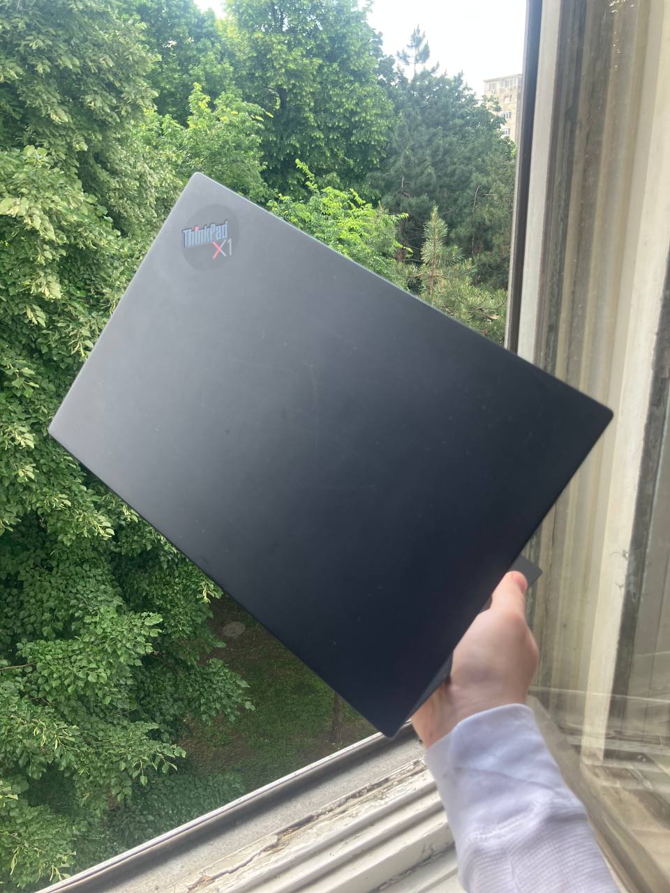 Dell XPS 15 9570 photo 3