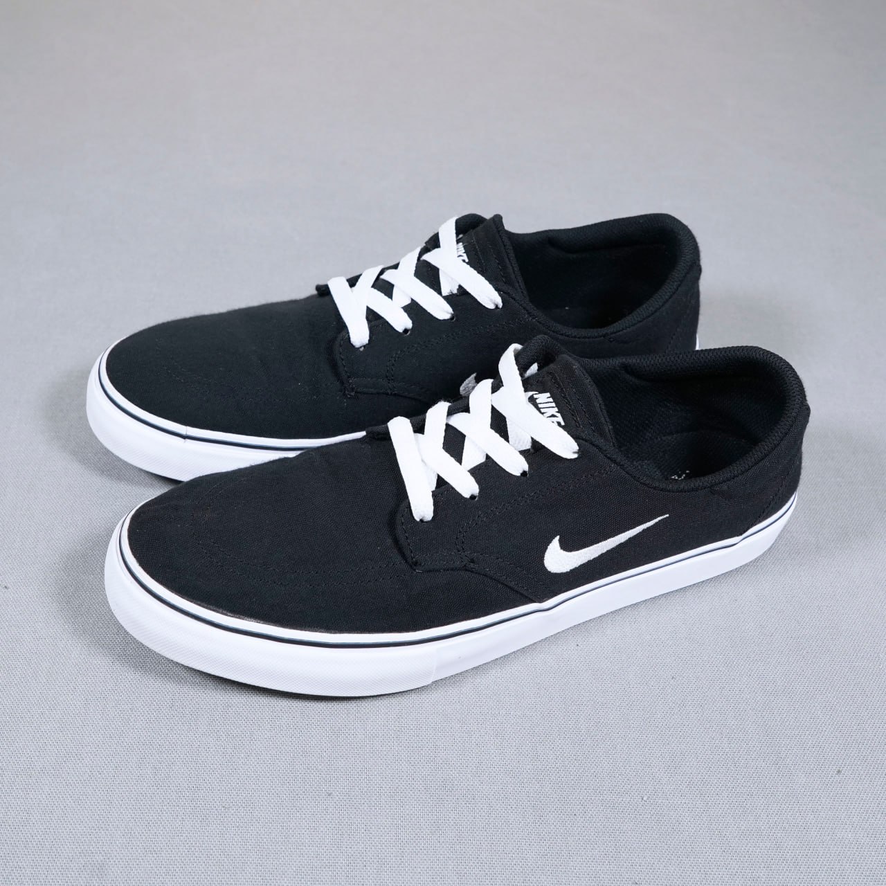Nike SB Clutch Canvas