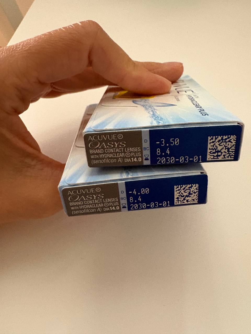 Acuvue OASYS contact lenses photo 2